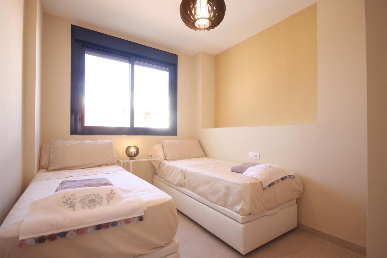 Apartamento Suenos De Mar Con Vistas Al Puerto By Costablancarent Denia Bagian luar foto