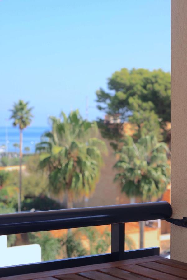 Apartamento Suenos De Mar Con Vistas Al Puerto By Costablancarent Denia Bagian luar foto